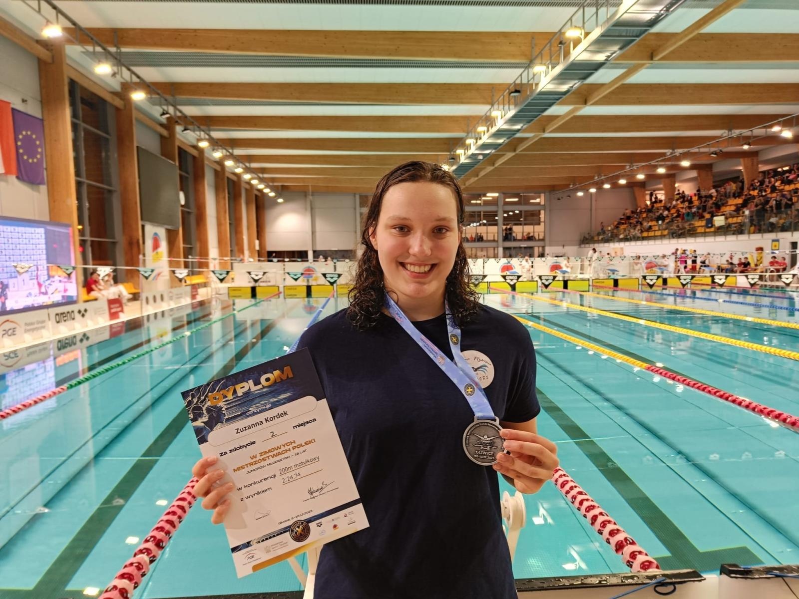 Zdjęcie w galerii na portalu naszraciborz.pl: Pięć medali raciborskich pływaków z ZSOMS wiadomości z regionu