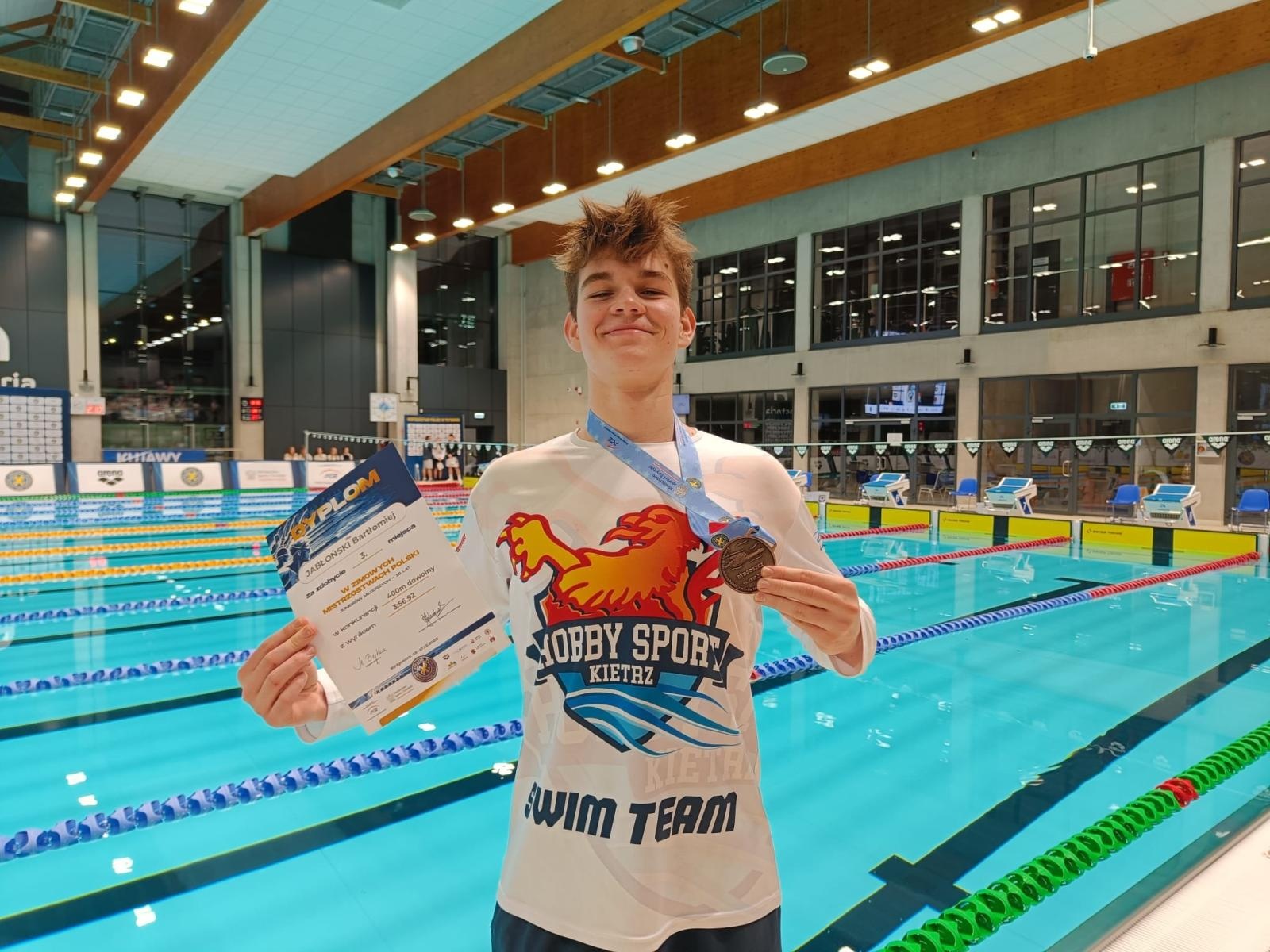 Zdjęcie w galerii na portalu naszraciborz.pl: Pięć medali raciborskich pływaków z ZSOMS wiadomości z regionu