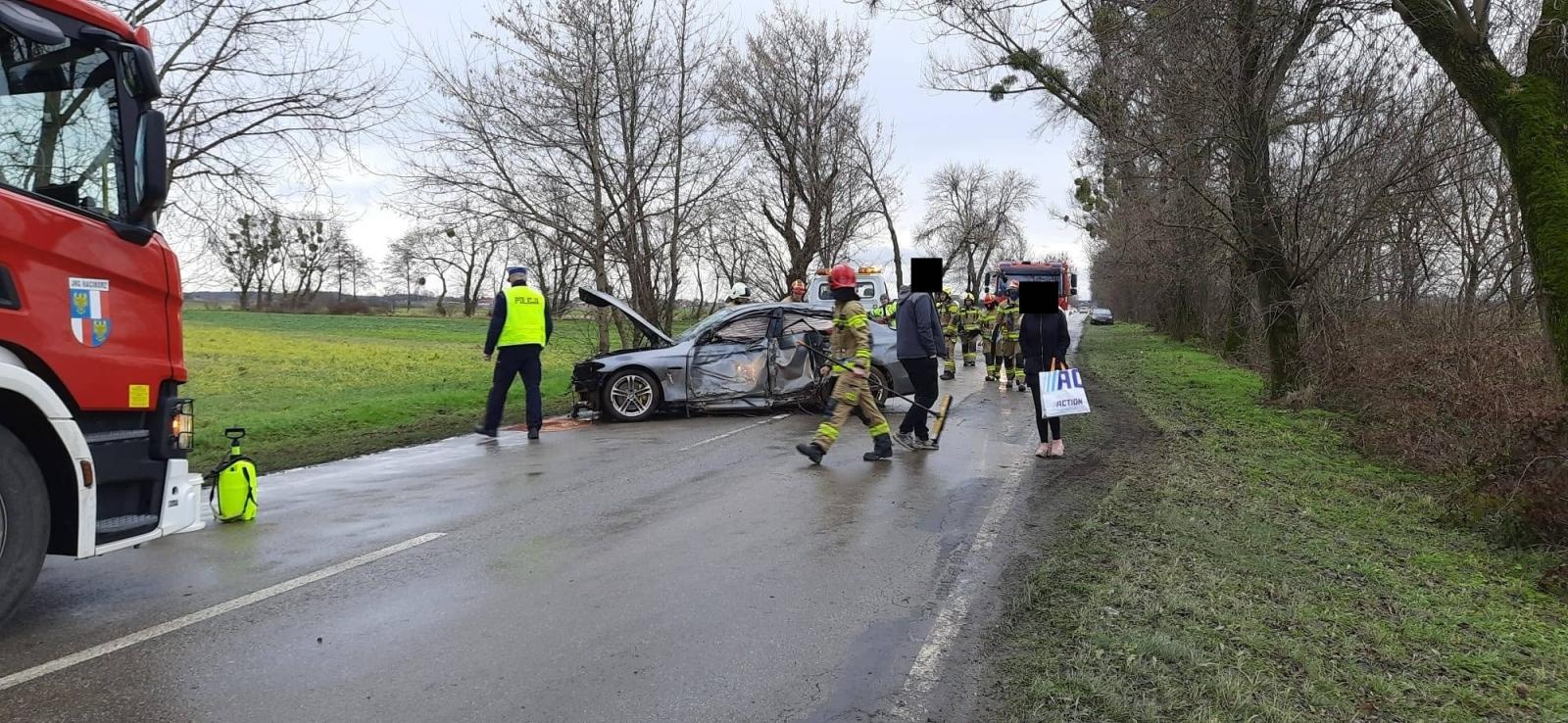 Zdjęcie w galerii na portalu naszraciborz.pl: Kierowca BMW wypadł z jezdni na trasie Racibórz-Lubomia [FOTO] wiadomości z regionu