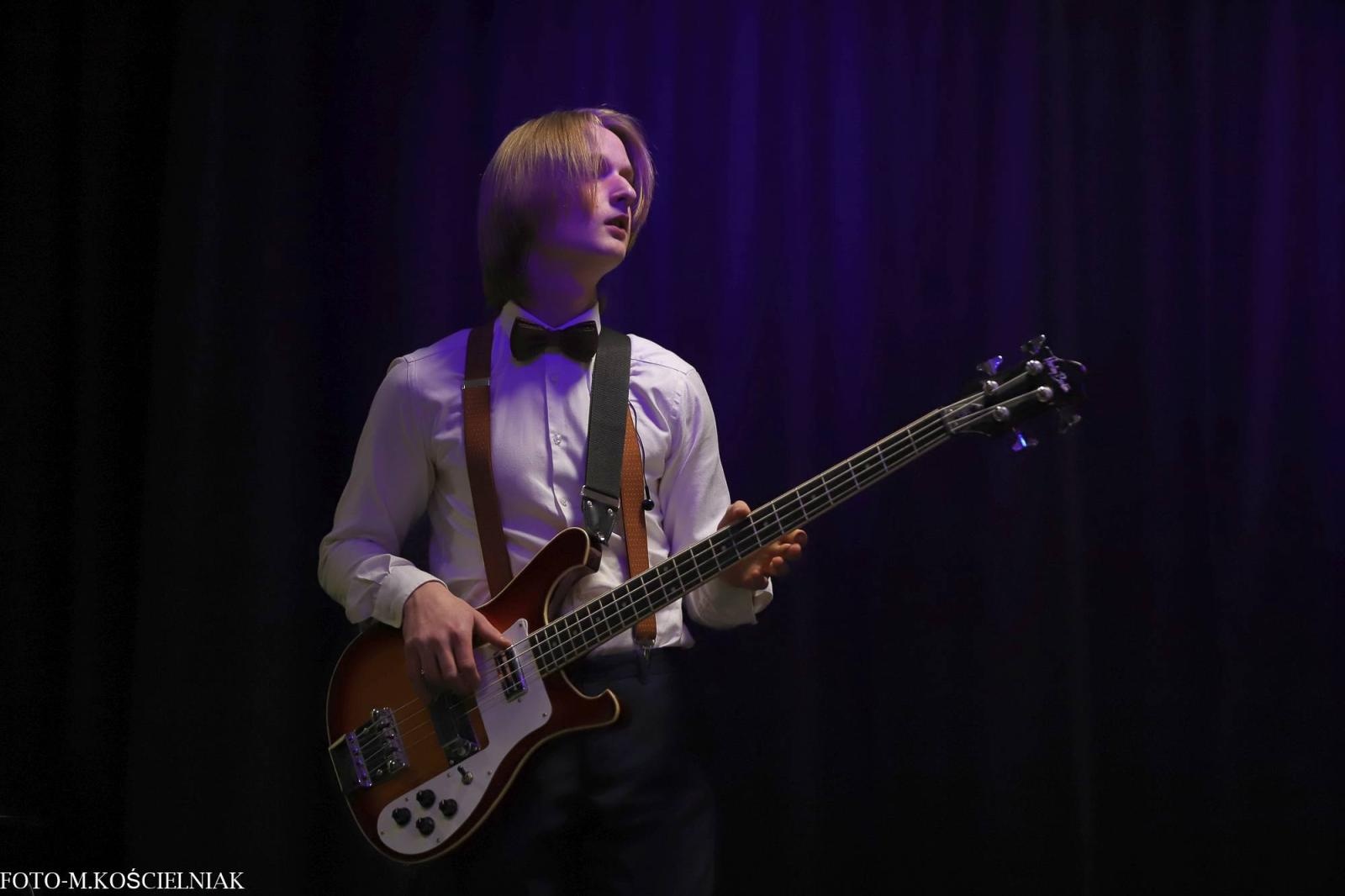 Zdjęcie w galerii na portalu naszraciborz.pl: Śpiewajcie i grajcie Mu... Świątecznie i kolędowo w raciborskim Mechaniku wiadomości z regionu