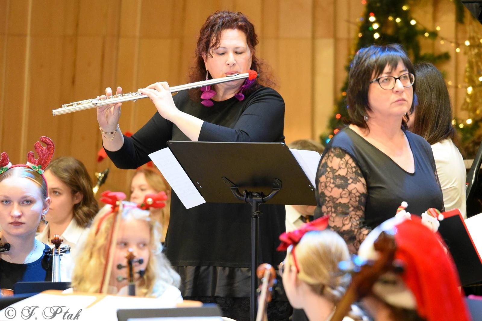 Zdjęcie w galerii na portalu naszraciborz.pl: W szkole muzycznej wybrzmiały kolędy [FOTO i WIDEO] wiadomości z regionu