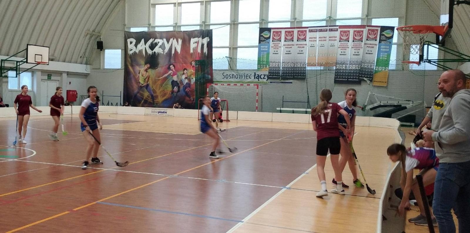 Zdjęcie w galerii na portalu naszraciborz.pl: Unihokej dziewcząt. Uczennice z Tworkowa w finale wojewódzkim wiadomości z regionu