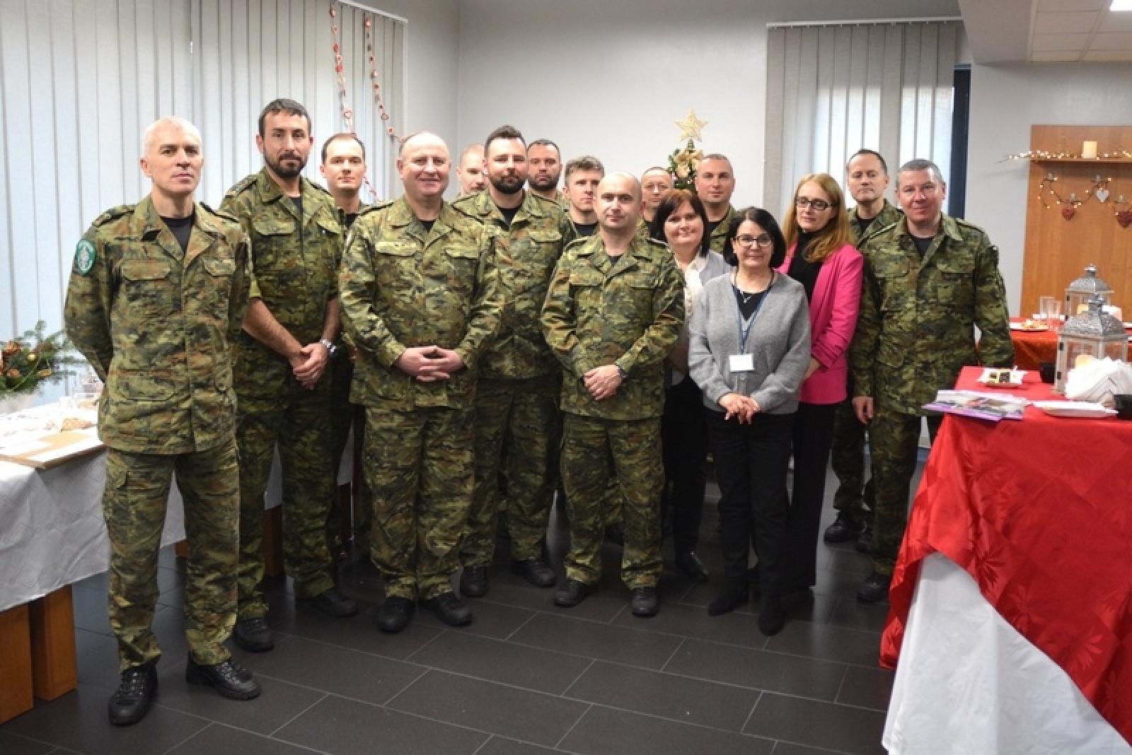 Zdjęcie w galerii na portalu naszraciborz.pl: Świąteczne spotkania opłatkowe u śląskich pograniczników w Raciborzu wiadomości z regionu