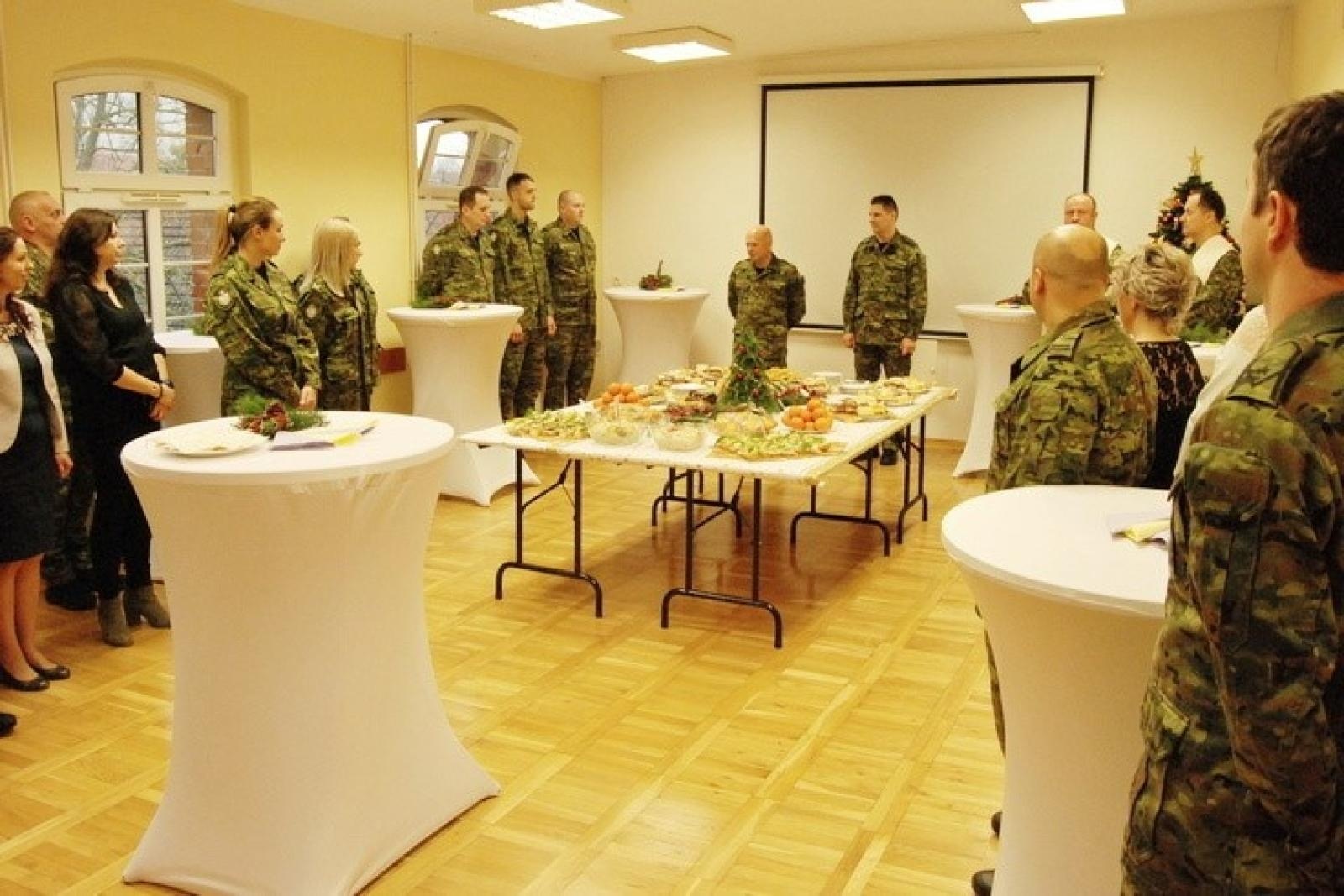 Zdjęcie w galerii na portalu naszraciborz.pl: Świąteczne spotkania opłatkowe u śląskich pograniczników w Raciborzu wiadomości z regionu