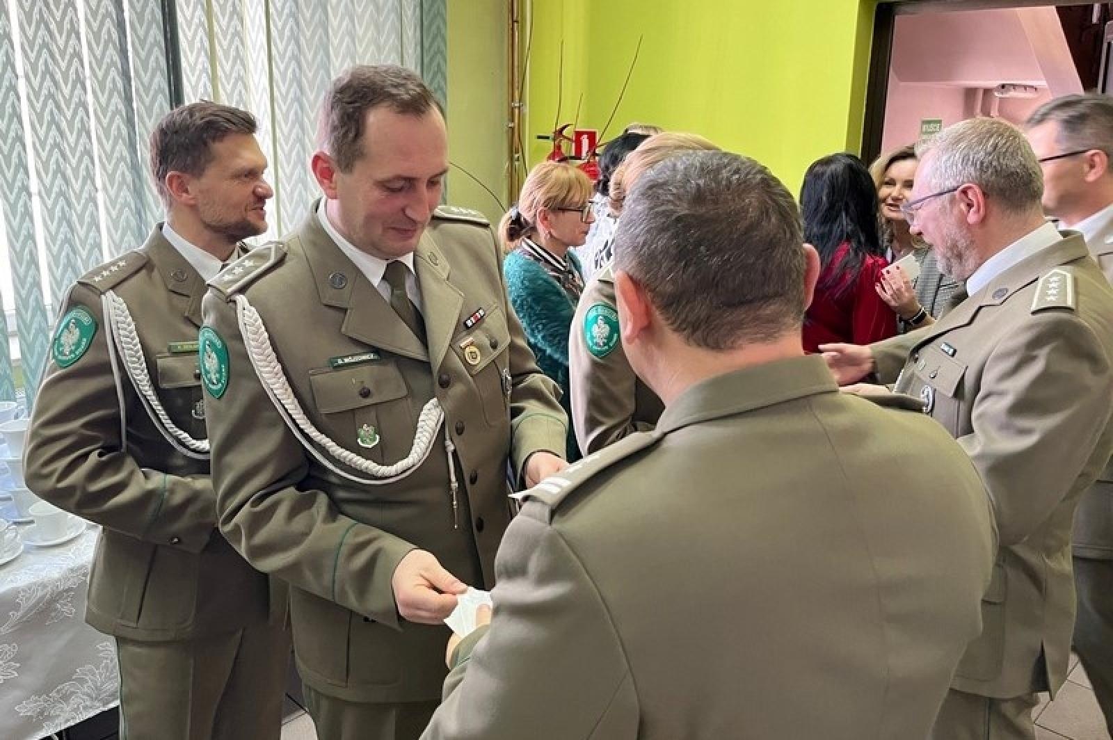 Zdjęcie w galerii na portalu naszraciborz.pl: Świąteczne spotkania opłatkowe u śląskich pograniczników w Raciborzu wiadomości z regionu