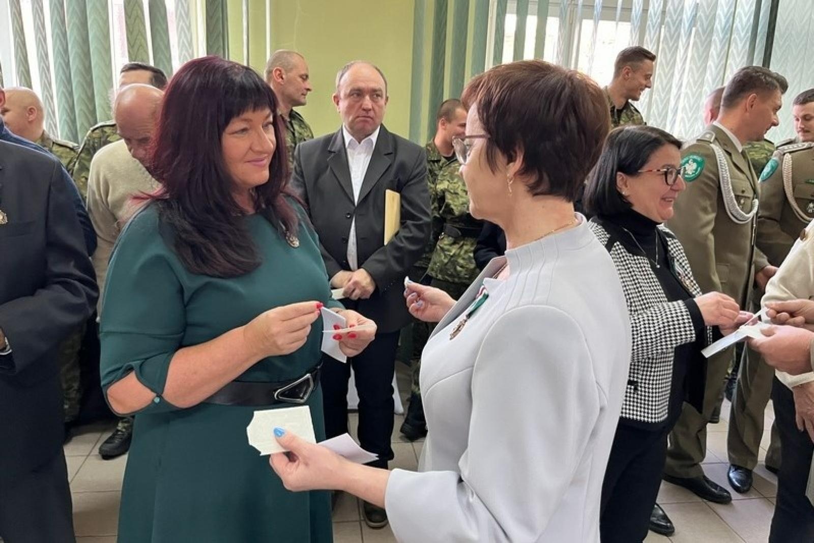 Zdjęcie w galerii na portalu naszraciborz.pl: Świąteczne spotkania opłatkowe u śląskich pograniczników w Raciborzu wiadomości z regionu