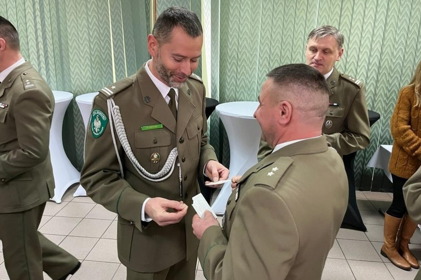 Zdjęcie w galerii na portalu naszraciborz.pl: Świąteczne spotkania opłatkowe u śląskich pograniczników w Raciborzu wiadomości z regionu