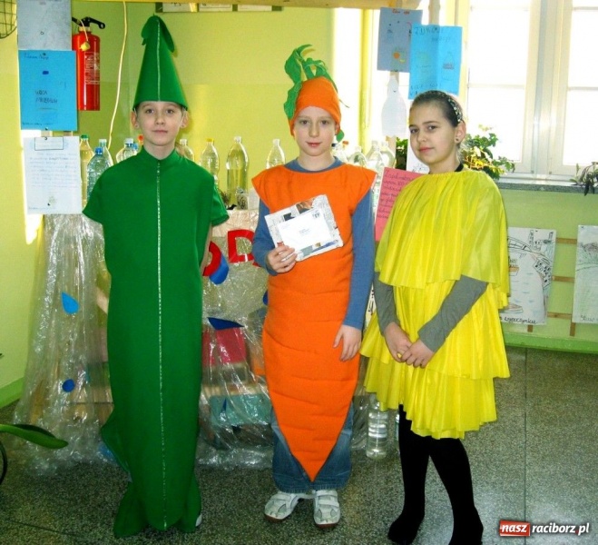 Zdjęcie w galerii na portalu naszraciborz.pl: Studio filmu ekologicznego w SP 4 wiadomości z regionu