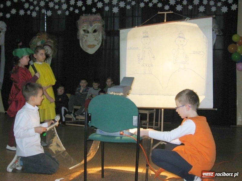 Zdjęcie w galerii na portalu naszraciborz.pl: Studio filmu ekologicznego w SP 4 wiadomości z regionu