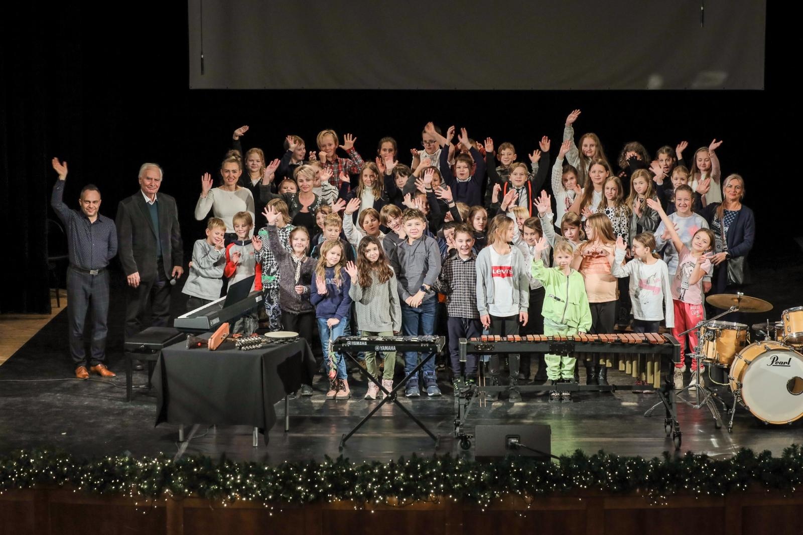 Zdjęcie w galerii na portalu naszraciborz.pl: Świąteczne zakończenie tegorocznych koncertów umuzykalniających w Raciborskim Centrum Kultury wiadomości z regionu