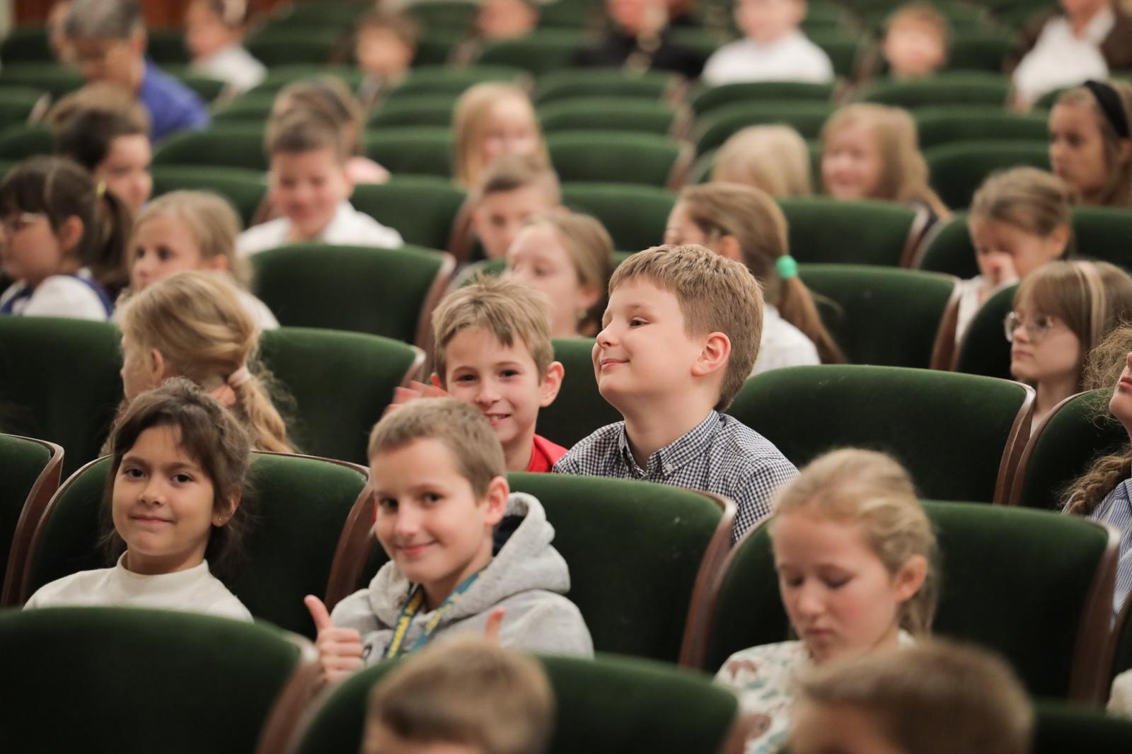 Zdjęcie w galerii na portalu naszraciborz.pl: Świąteczne zakończenie tegorocznych koncertów umuzykalniających w Raciborskim Centrum Kultury wiadomości z regionu