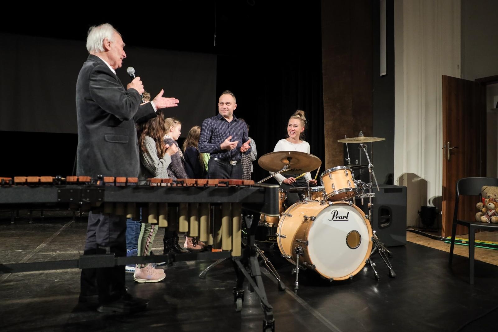 Zdjęcie w galerii na portalu naszraciborz.pl: Świąteczne zakończenie tegorocznych koncertów umuzykalniających w Raciborskim Centrum Kultury wiadomości z regionu