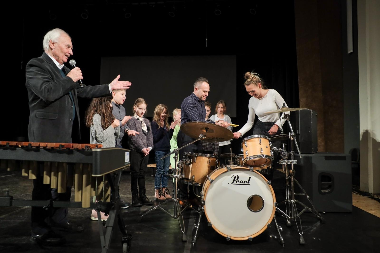 Zdjęcie w galerii na portalu naszraciborz.pl: Świąteczne zakończenie tegorocznych koncertów umuzykalniających w Raciborskim Centrum Kultury wiadomości z regionu