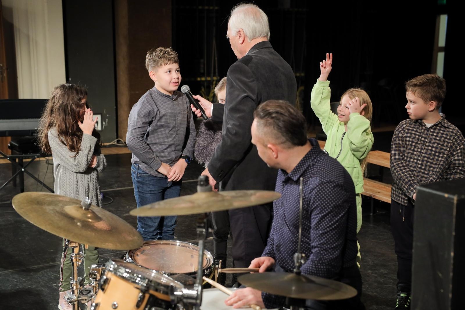 Zdjęcie w galerii na portalu naszraciborz.pl: Świąteczne zakończenie tegorocznych koncertów umuzykalniających w Raciborskim Centrum Kultury wiadomości z regionu