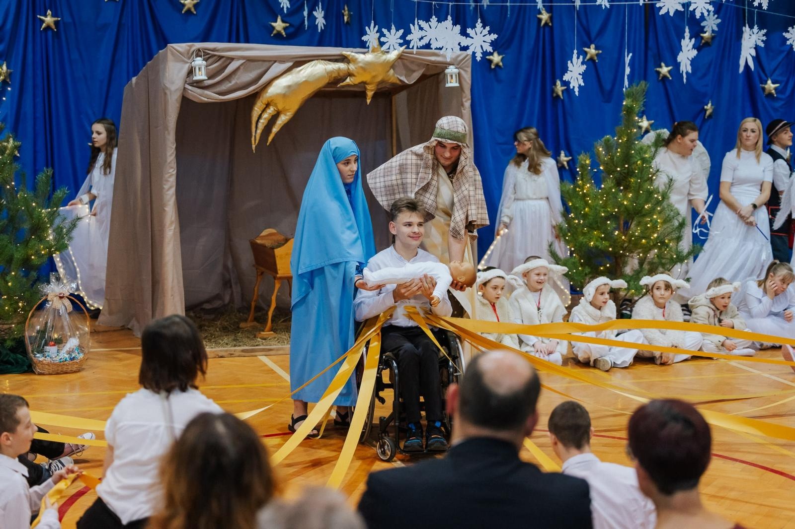 Zdjęcie w galerii na portalu naszraciborz.pl: Jasełka w Zespole Szkół Specjalnych w Raciborzu [FOTO i WIDEO] wiadomości z regionu