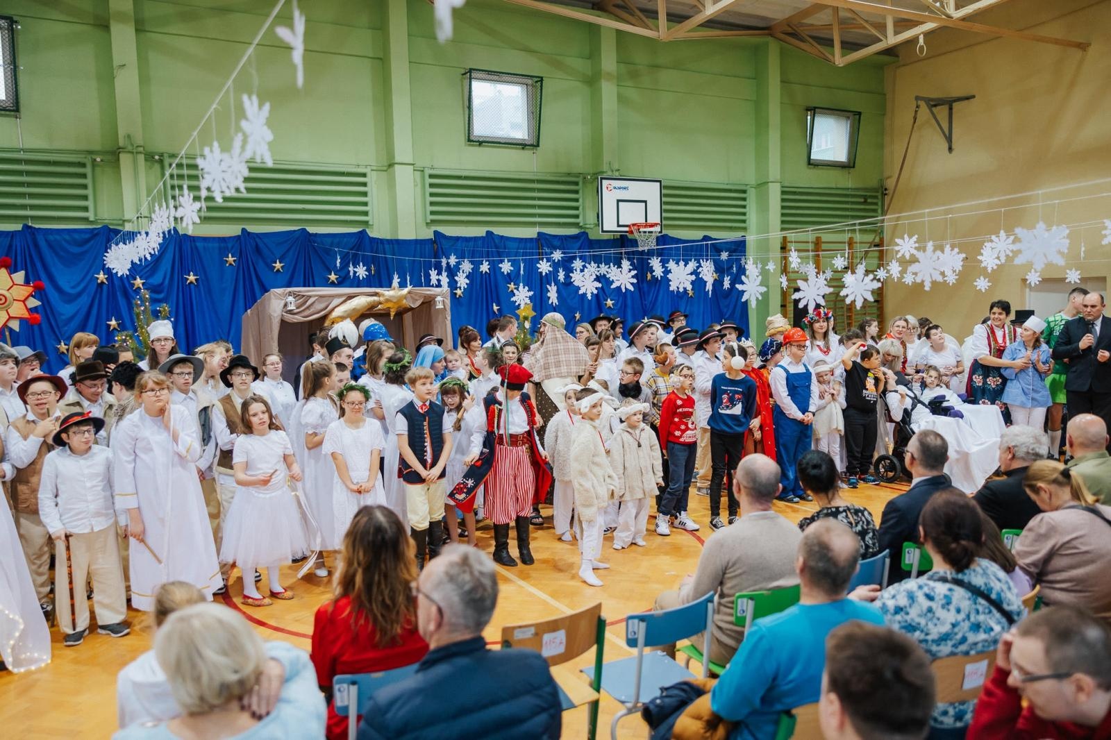 Zdjęcie w galerii na portalu naszraciborz.pl: Jasełka w Zespole Szkół Specjalnych w Raciborzu [FOTO i WIDEO] wiadomości z regionu
