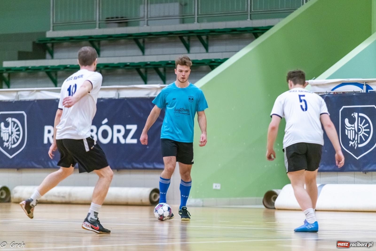 Zdjęcie w galerii na portalu naszraciborz.pl: Przedświąteczne emocje w HLPN [FOTO i WYNIKI] wiadomości z regionu