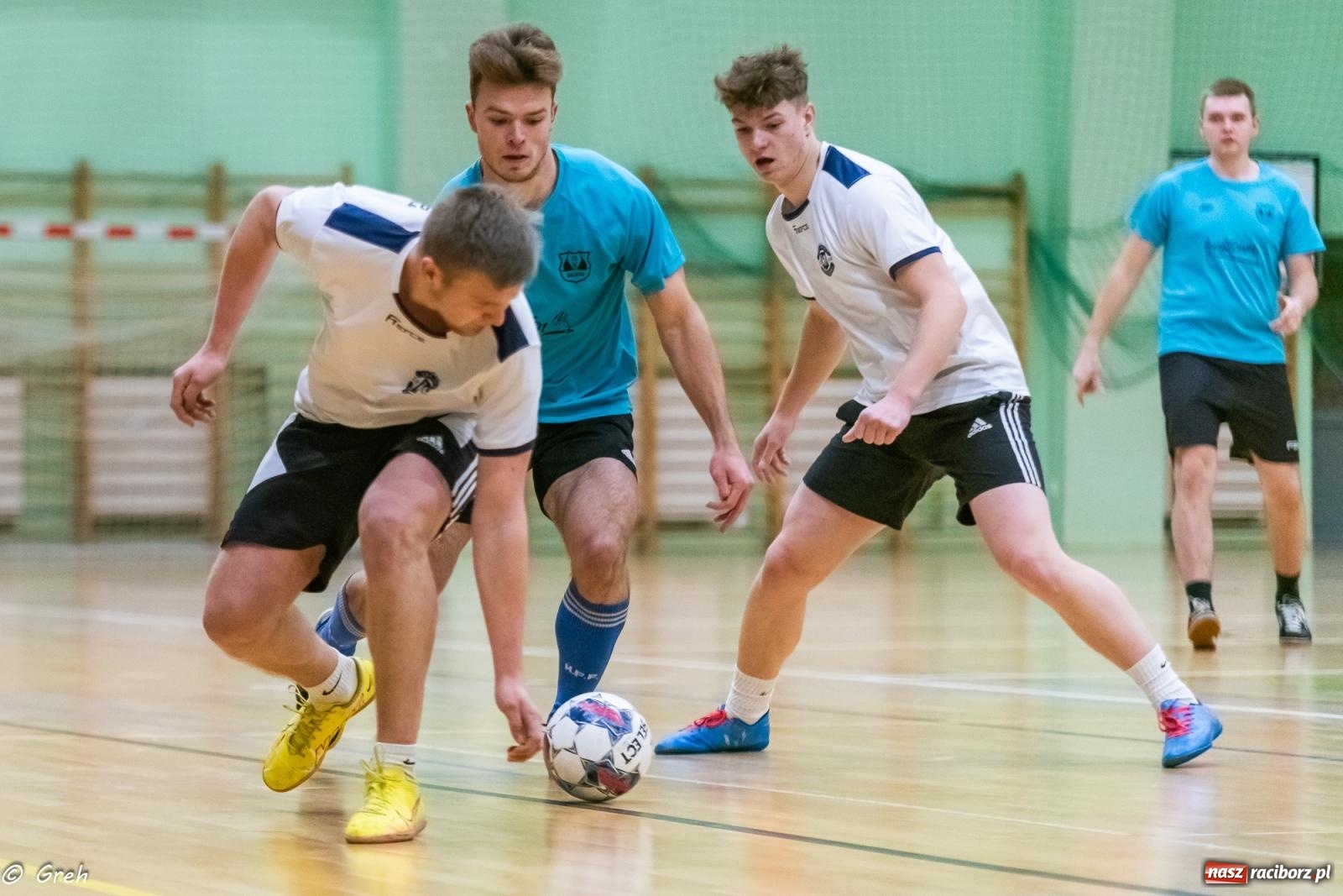 Zdjęcie w galerii na portalu naszraciborz.pl: Przedświąteczne emocje w HLPN [FOTO i WYNIKI] wiadomości z regionu