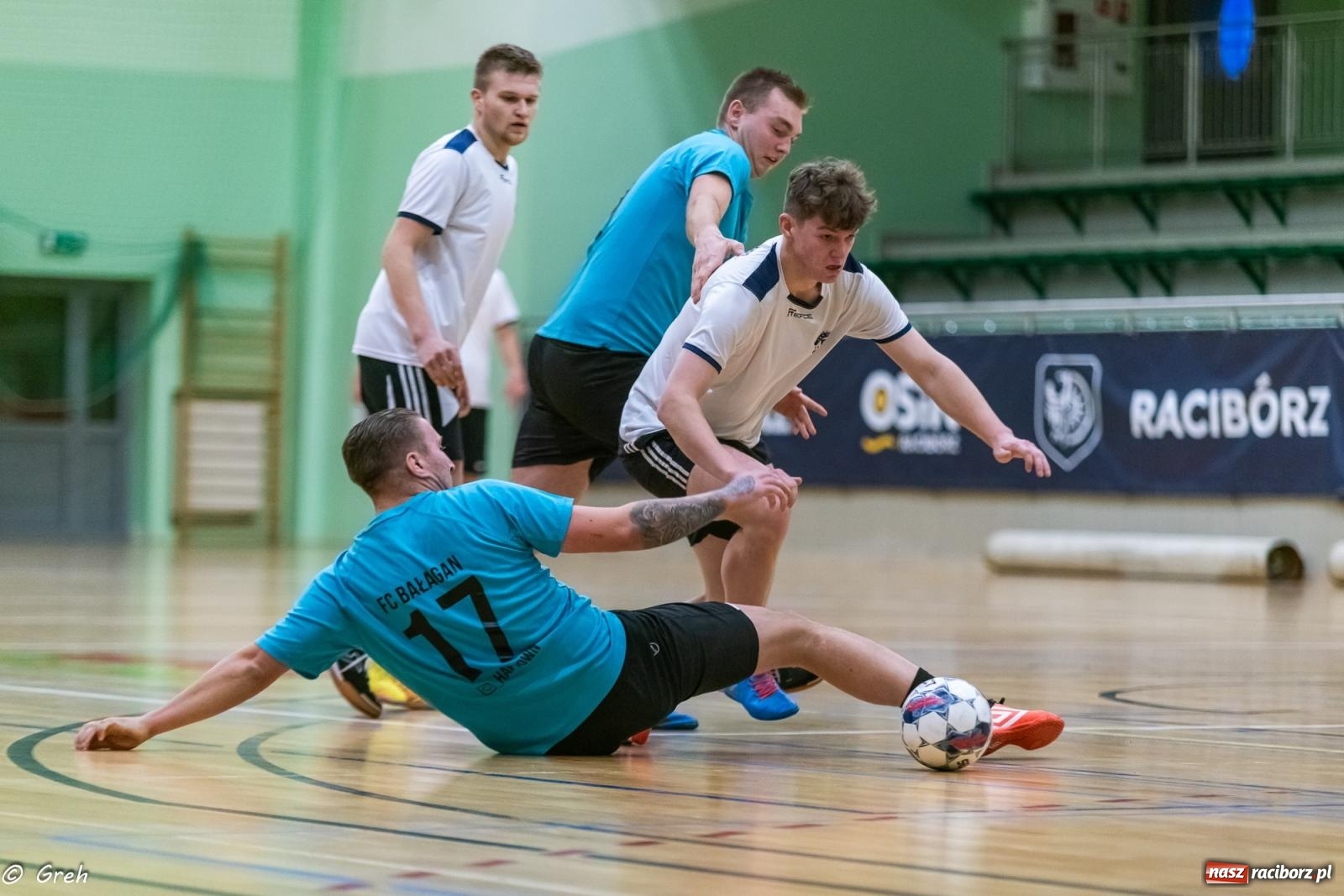Zdjęcie w galerii na portalu naszraciborz.pl: Przedświąteczne emocje w HLPN [FOTO i WYNIKI] wiadomości z regionu