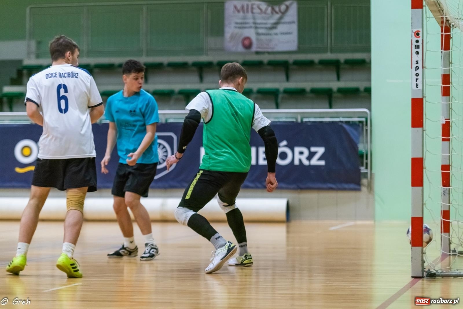 Zdjęcie w galerii na portalu naszraciborz.pl: Przedświąteczne emocje w HLPN [FOTO i WYNIKI] wiadomości z regionu