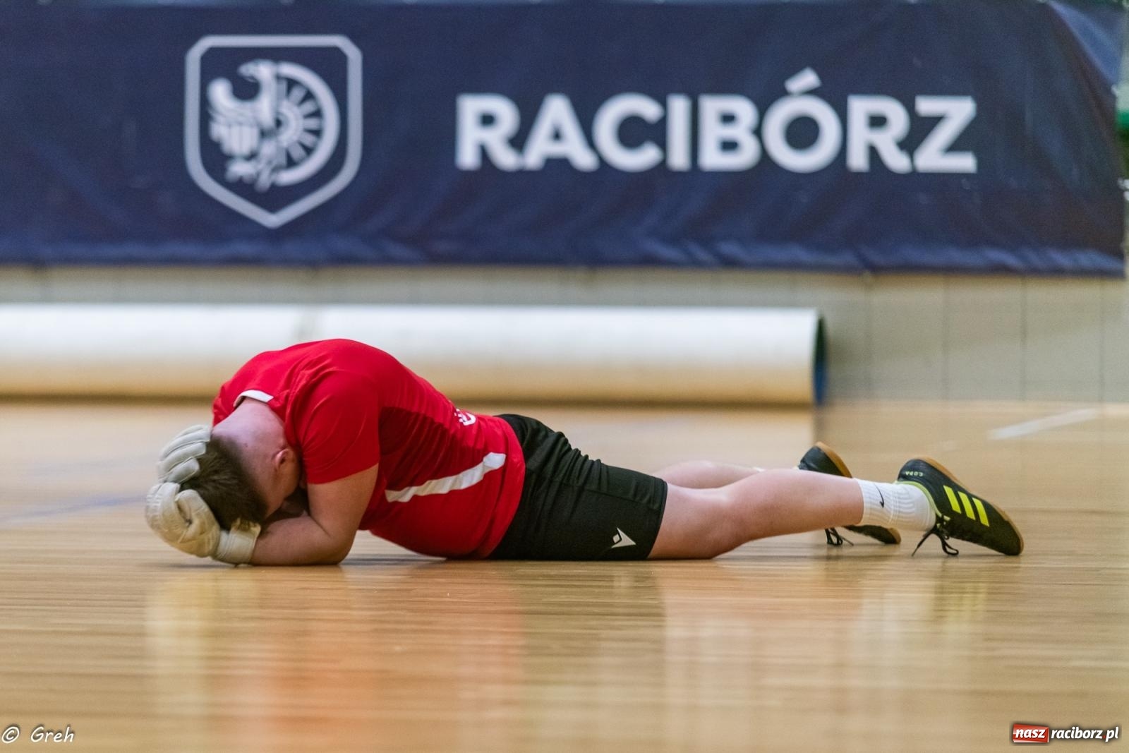 Zdjęcie w galerii na portalu naszraciborz.pl: Przedświąteczne emocje w HLPN [FOTO i WYNIKI] wiadomości z regionu