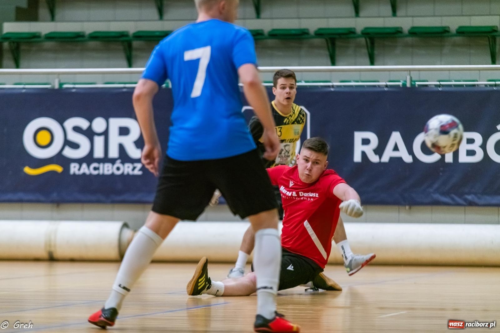 Zdjęcie w galerii na portalu naszraciborz.pl: Przedświąteczne emocje w HLPN [FOTO i WYNIKI] wiadomości z regionu