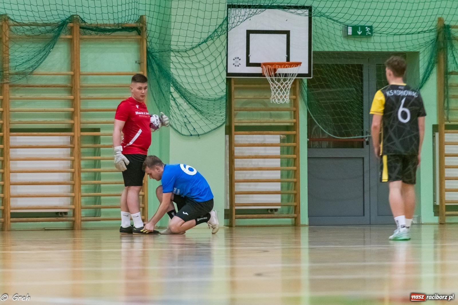 Zdjęcie w galerii na portalu naszraciborz.pl: Przedświąteczne emocje w HLPN [FOTO i WYNIKI] wiadomości z regionu