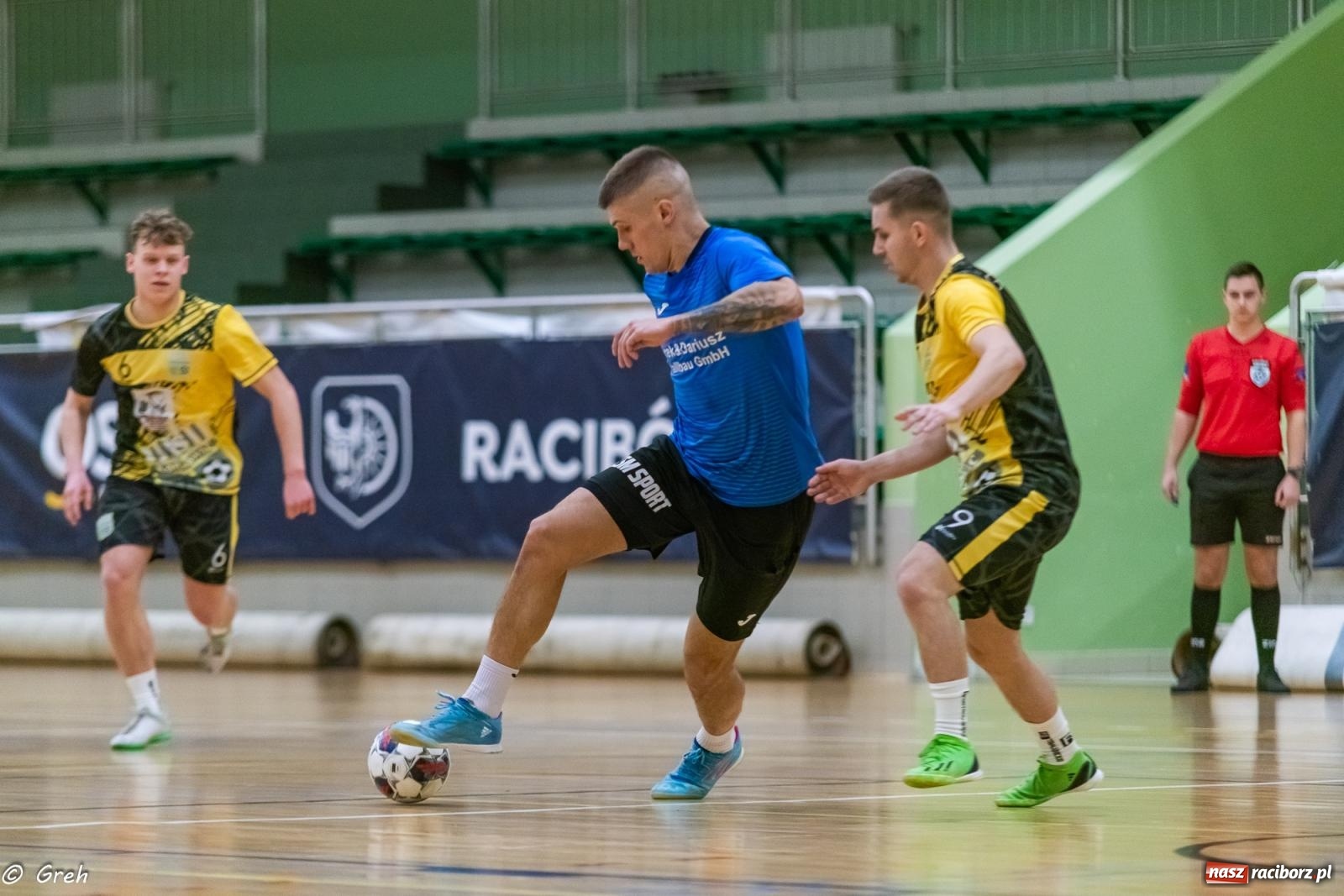 Zdjęcie w galerii na portalu naszraciborz.pl: Przedświąteczne emocje w HLPN [FOTO i WYNIKI] wiadomości z regionu