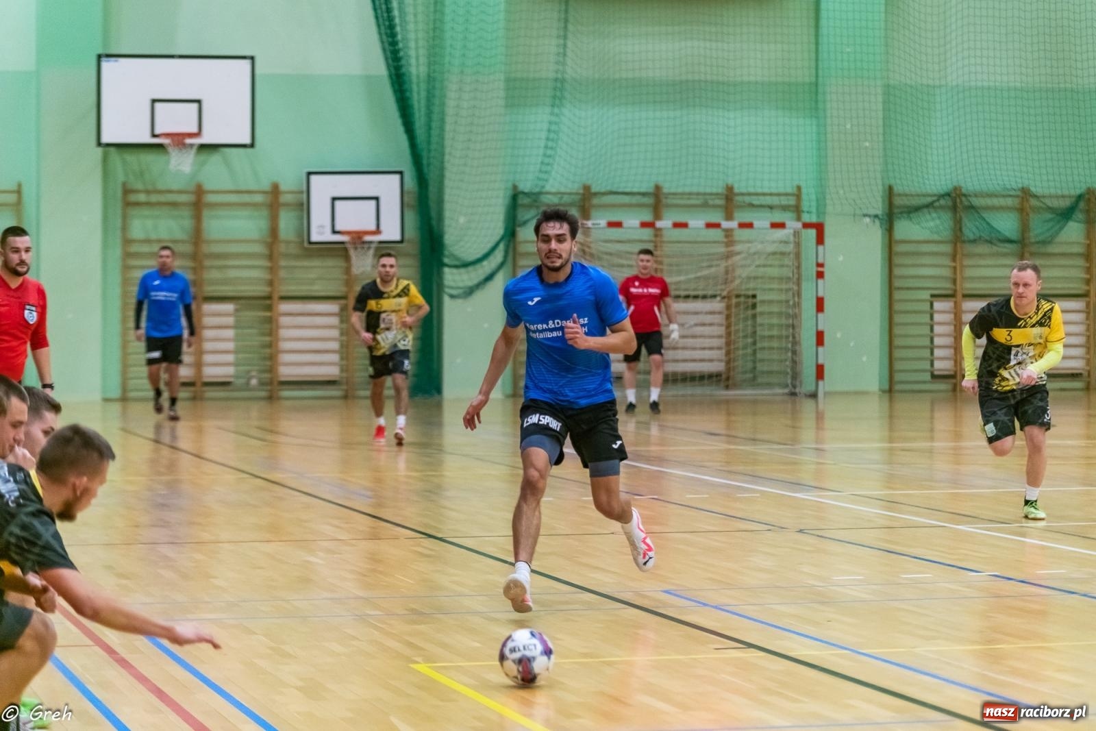 Zdjęcie w galerii na portalu naszraciborz.pl: Przedświąteczne emocje w HLPN [FOTO i WYNIKI] wiadomości z regionu
