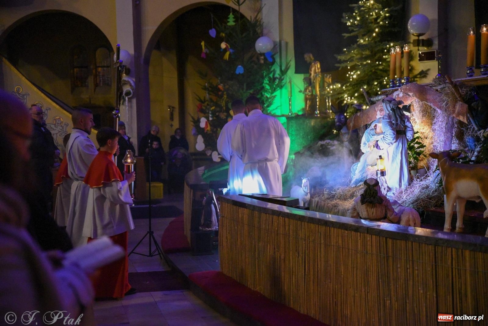 Zdjęcie w galerii na portalu naszraciborz.pl: Zaprośmy na nowo Jezusa w swoje życie. Zdjęcia raciborskich szopek wiadomości z regionu