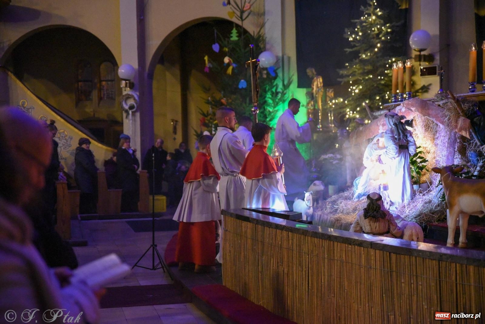Zdjęcie w galerii na portalu naszraciborz.pl: Zaprośmy na nowo Jezusa w swoje życie. Zdjęcia raciborskich szopek wiadomości z regionu