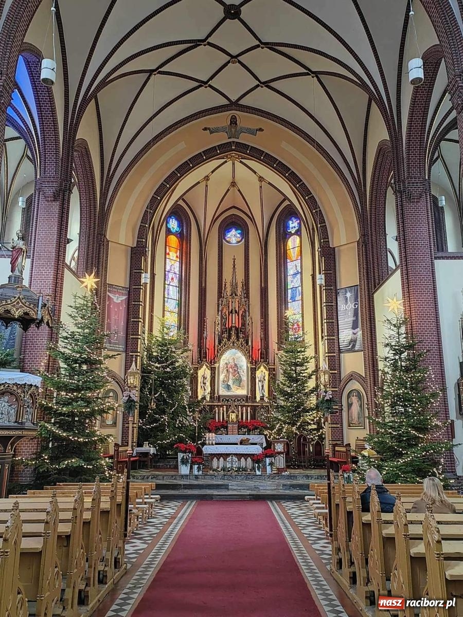 Zdjęcie w galerii na portalu naszraciborz.pl: Zaprośmy na nowo Jezusa w swoje życie. Zdjęcia raciborskich szopek wiadomości z regionu