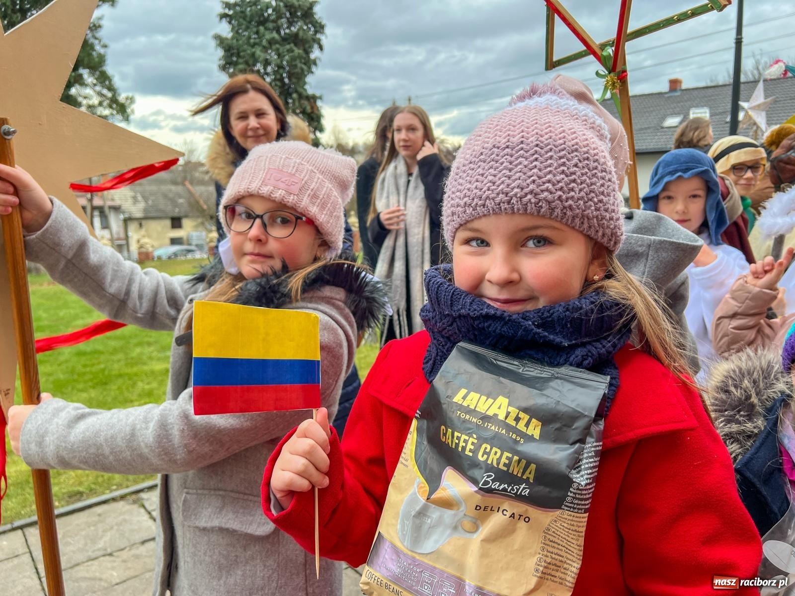 Zdjęcie w galerii na portalu naszraciborz.pl: Kolędnicy misyjni z Raciborza-Brzezia pomogą dzieciom z Kolumbii wiadomości z regionu
