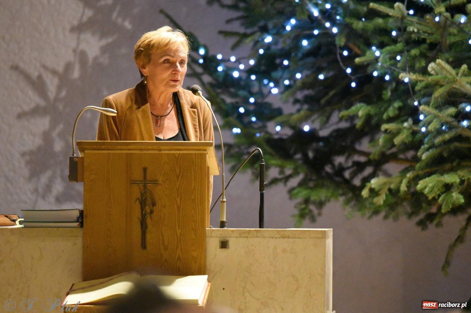 Zdjęcie w galerii na portalu naszraciborz.pl: Raciborski wieczór kolęd i pastorałek tym razem na Ocicach [FOTO i WIDEO] wiadomości z regionu