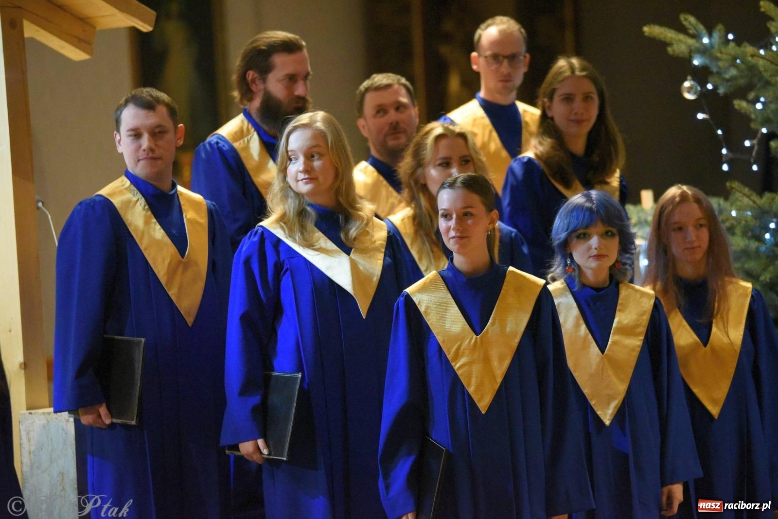 Zdjęcie w galerii na portalu naszraciborz.pl: Raciborski wieczór kolęd i pastorałek tym razem na Ocicach [FOTO i WIDEO] wiadomości z regionu