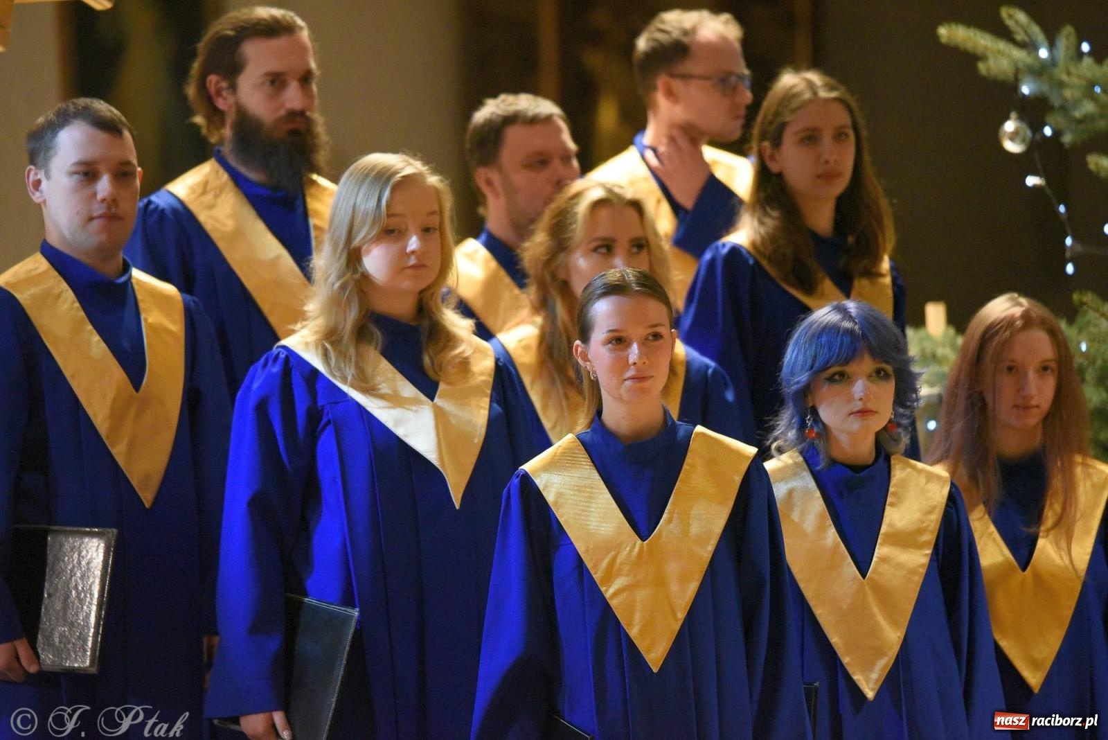 Zdjęcie w galerii na portalu naszraciborz.pl: Raciborski wieczór kolęd i pastorałek tym razem na Ocicach [FOTO i WIDEO] wiadomości z regionu