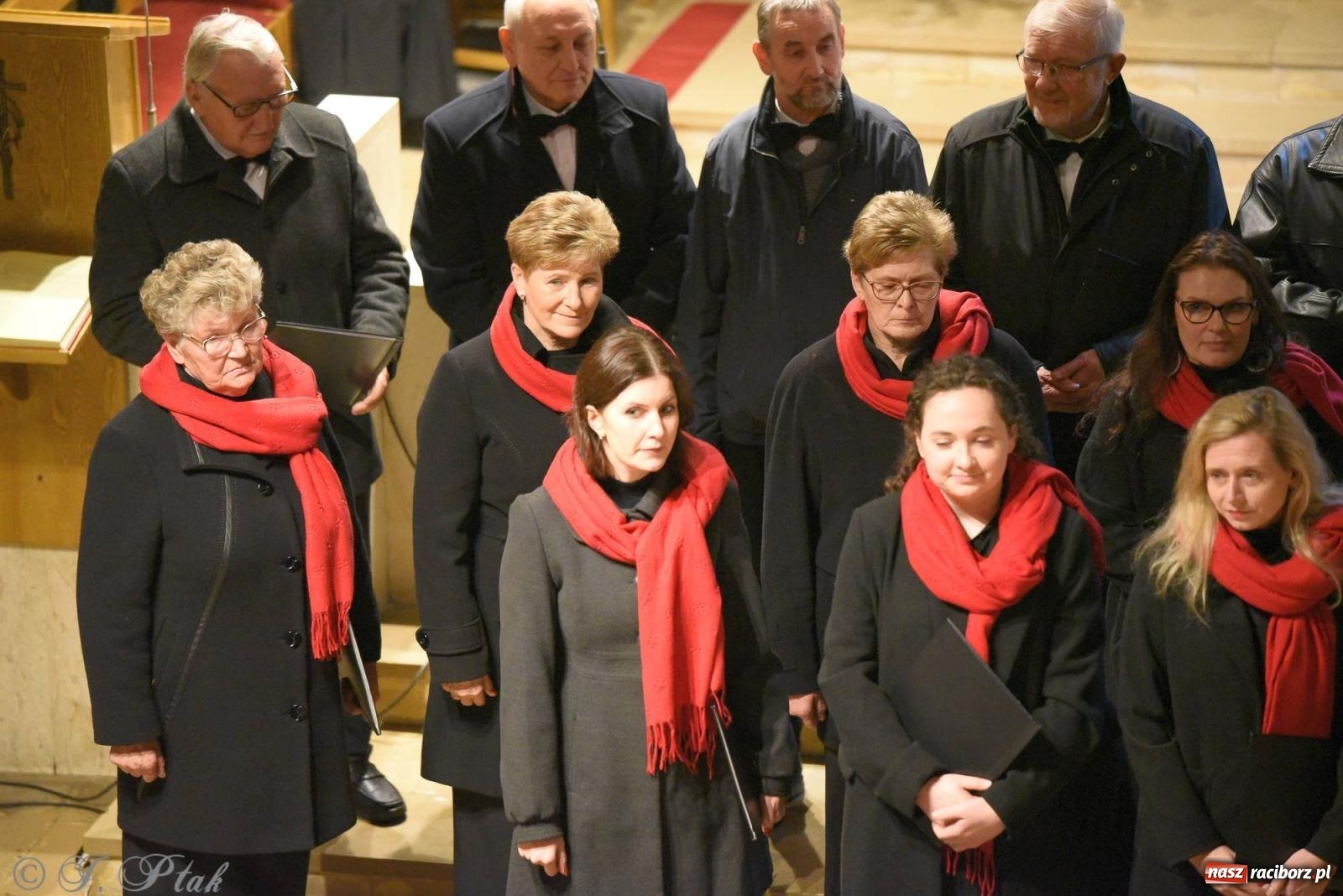 Zdjęcie w galerii na portalu naszraciborz.pl: Raciborski wieczór kolęd i pastorałek tym razem na Ocicach [FOTO i WIDEO] wiadomości z regionu