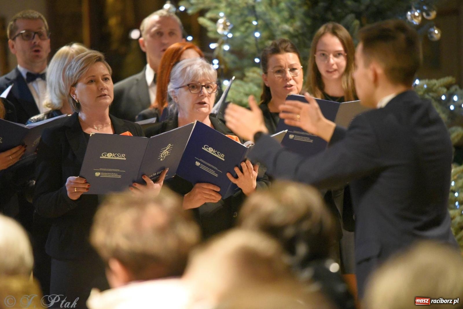 Zdjęcie w galerii na portalu naszraciborz.pl: Raciborski wieczór kolęd i pastorałek tym razem na Ocicach [FOTO i WIDEO] wiadomości z regionu