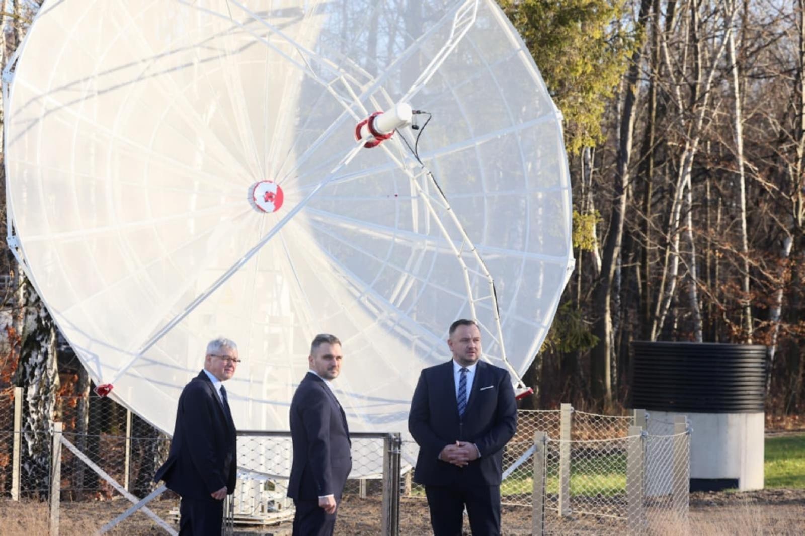 Zdjęcie w galerii na portalu naszraciborz.pl: W Planetarium Śląskim otwarto dwa nowe obserwatoria astronomiczne wyposażone w nowoczesny sprzęt wiadomości z regionu