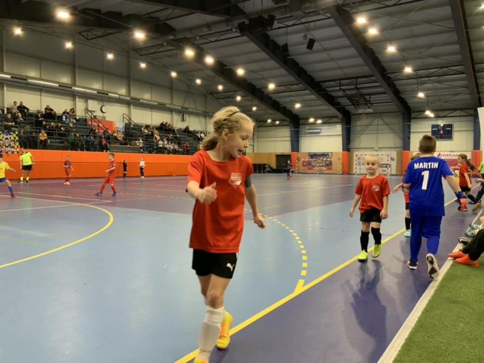 Zdjęcie w galerii na portalu naszraciborz.pl: Piłkarze rocznika 2015 rywalizowali w Bohuminie [FOTO] wiadomości z regionu