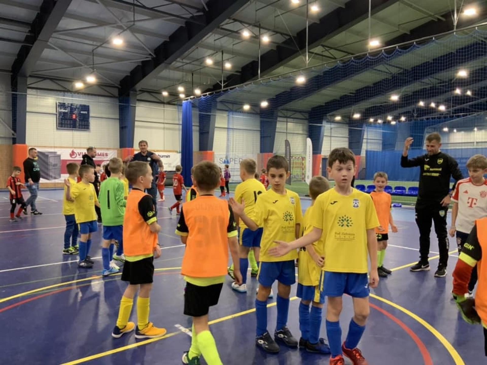 Zdjęcie w galerii na portalu naszraciborz.pl: Piłkarze rocznika 2015 rywalizowali w Bohuminie [FOTO] wiadomości z regionu