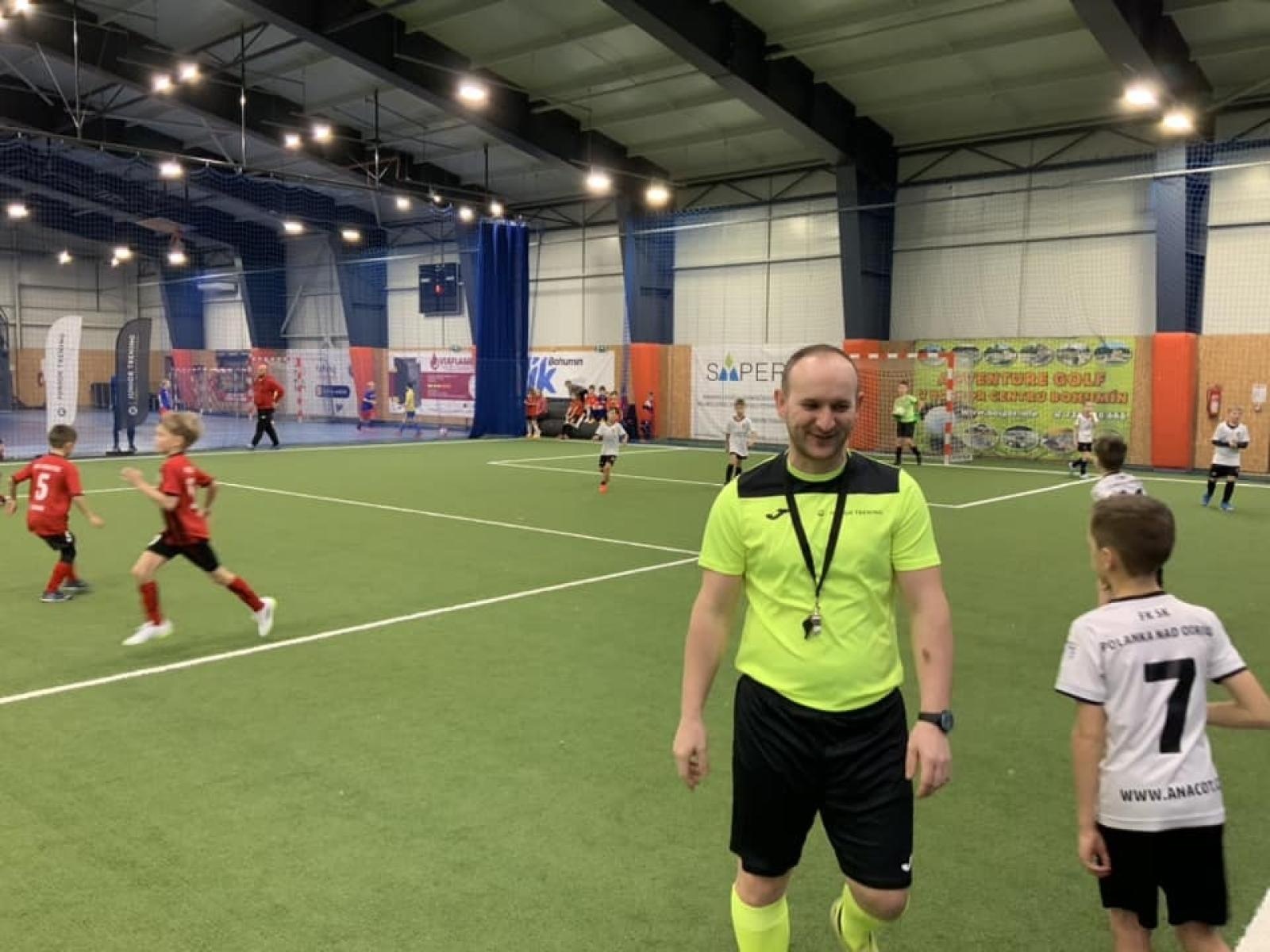 Zdjęcie w galerii na portalu naszraciborz.pl: Piłkarze rocznika 2015 rywalizowali w Bohuminie [FOTO] wiadomości z regionu