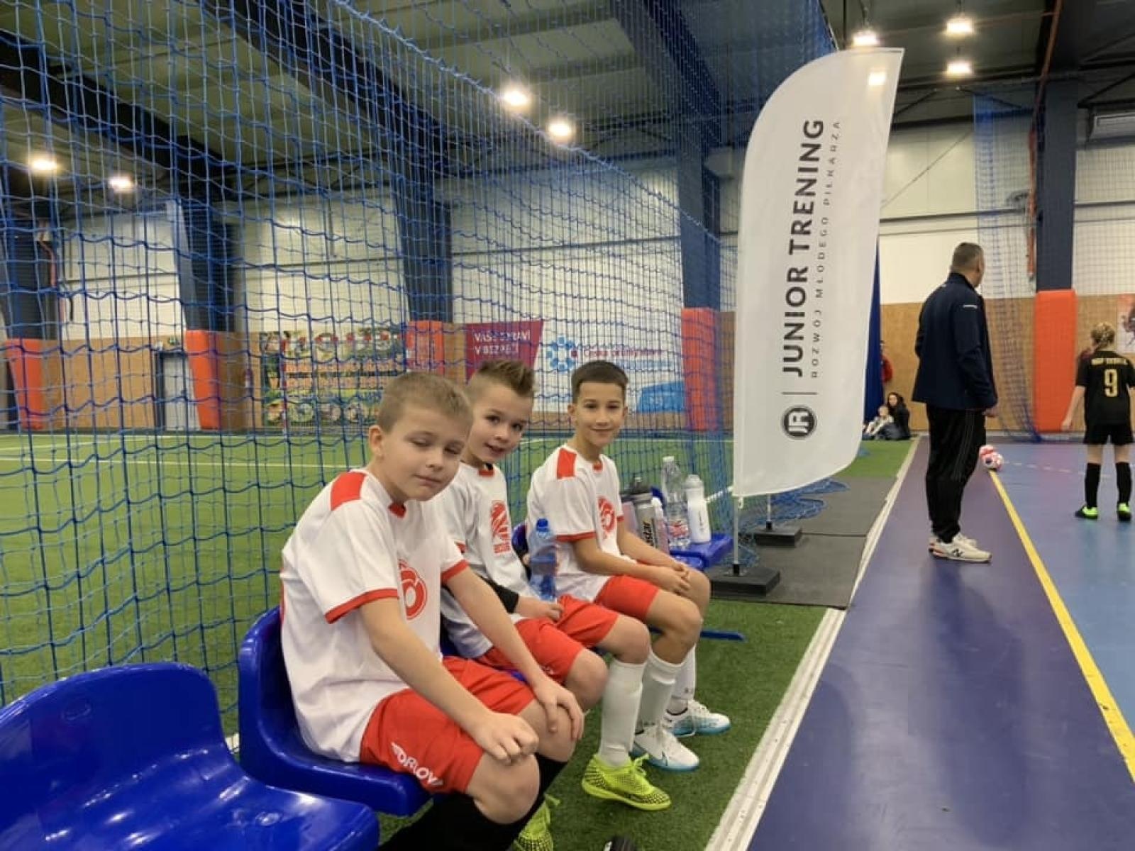 Zdjęcie w galerii na portalu naszraciborz.pl: Piłkarze rocznika 2015 rywalizowali w Bohuminie [FOTO] wiadomości z regionu