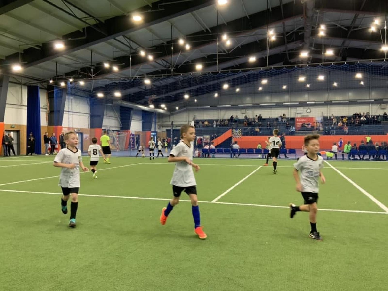 Zdjęcie w galerii na portalu naszraciborz.pl: Piłkarze rocznika 2015 rywalizowali w Bohuminie [FOTO] wiadomości z regionu