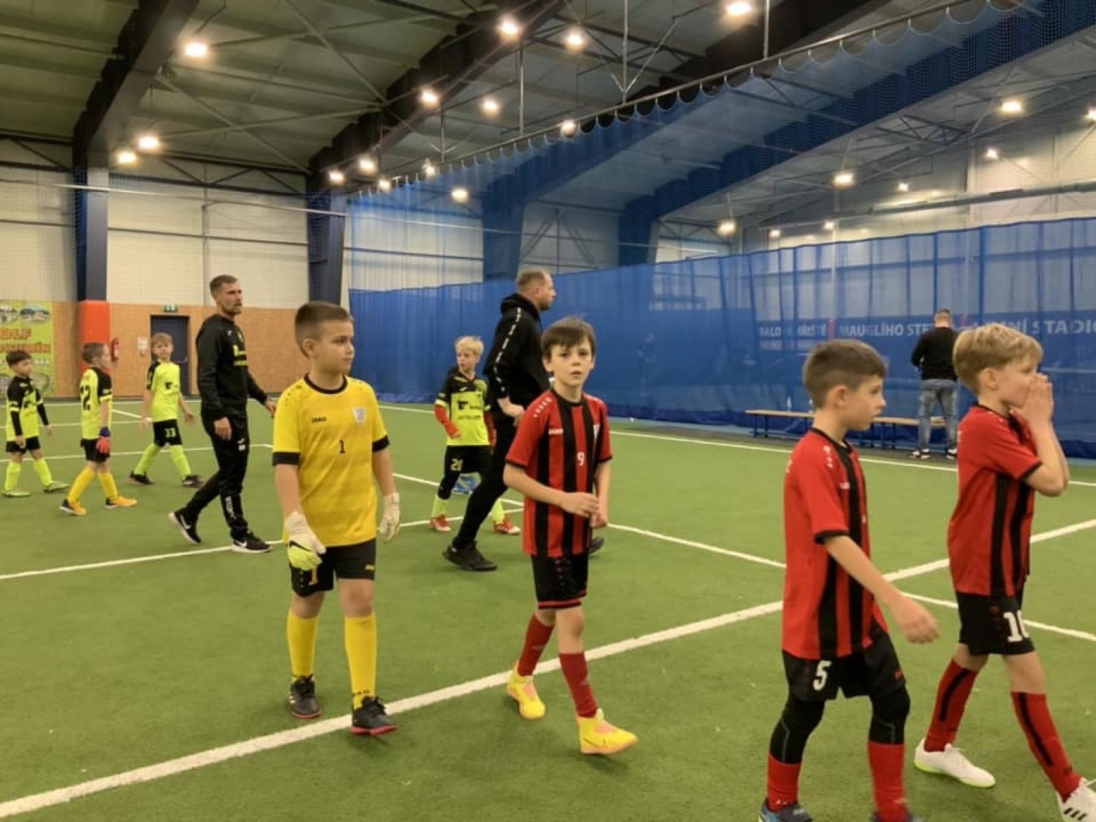 Zdjęcie w galerii na portalu naszraciborz.pl: Piłkarze rocznika 2015 rywalizowali w Bohuminie [FOTO] wiadomości z regionu