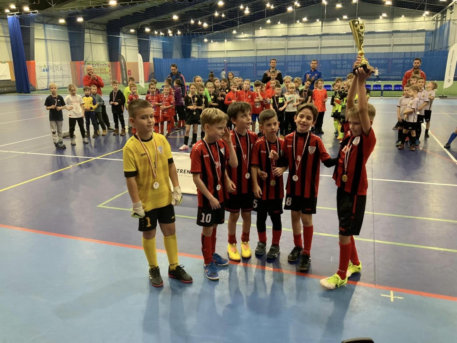 Zdjęcie w galerii na portalu naszraciborz.pl: Piłkarze rocznika 2015 rywalizowali w Bohuminie [FOTO] wiadomości z regionu