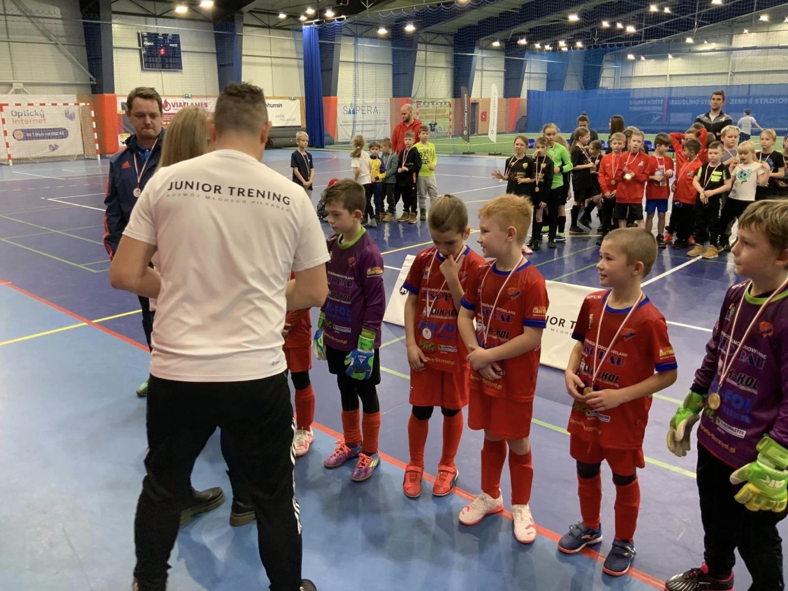 Zdjęcie w galerii na portalu naszraciborz.pl: Piłkarze rocznika 2015 rywalizowali w Bohuminie [FOTO] wiadomości z regionu