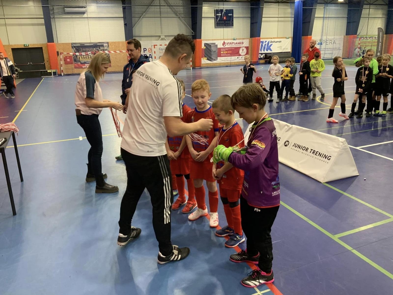 Zdjęcie w galerii na portalu naszraciborz.pl: Piłkarze rocznika 2015 rywalizowali w Bohuminie [FOTO] wiadomości z regionu