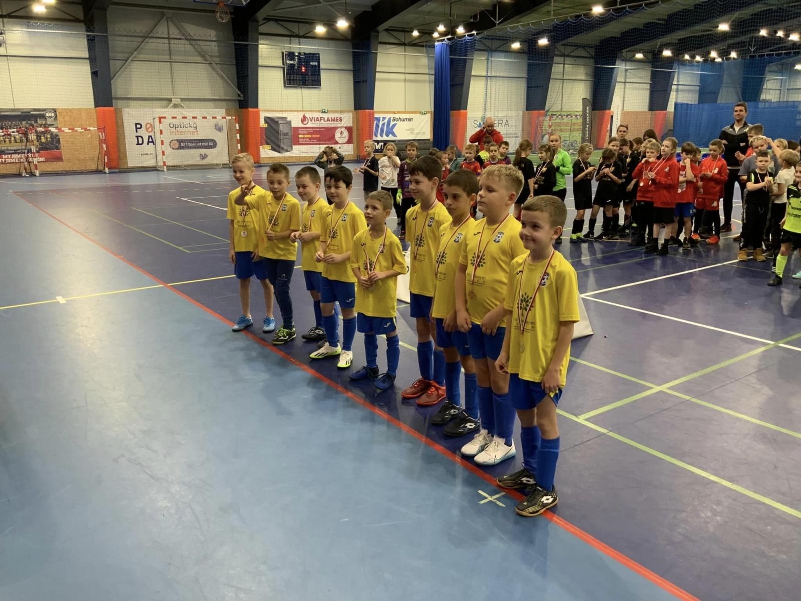 Zdjęcie w galerii na portalu naszraciborz.pl: Piłkarze rocznika 2015 rywalizowali w Bohuminie [FOTO] wiadomości z regionu