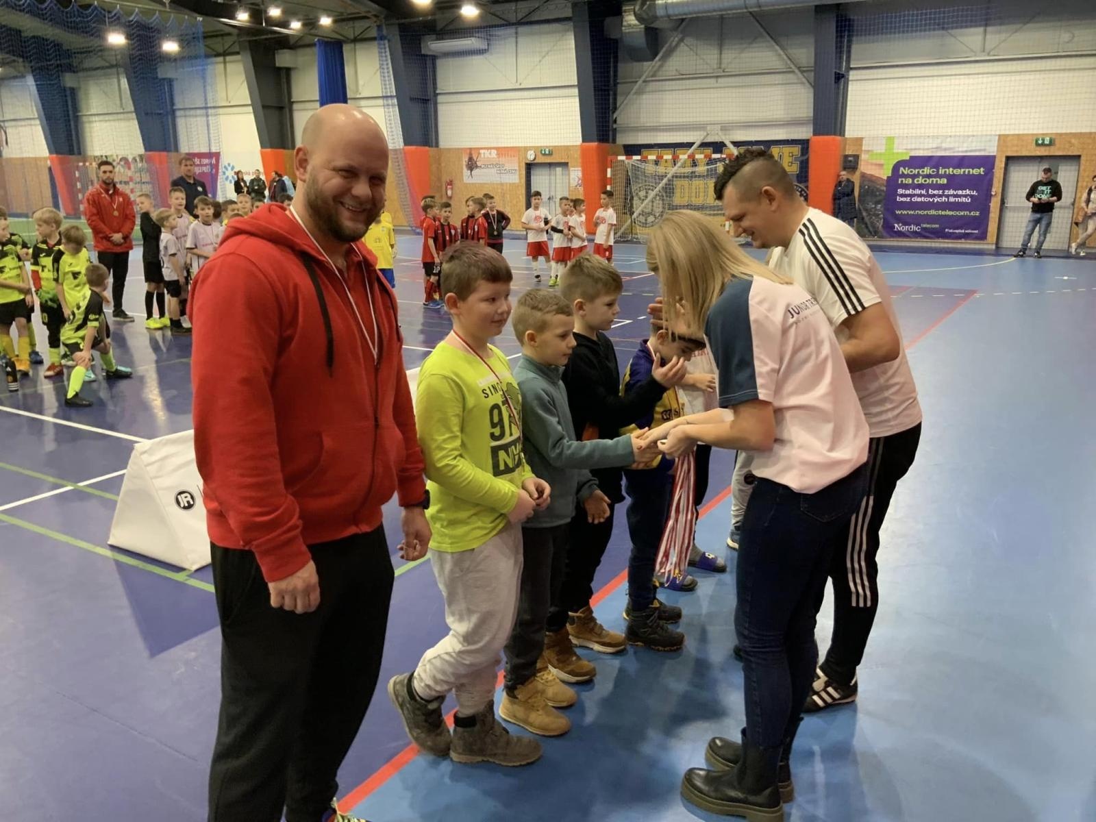 Zdjęcie w galerii na portalu naszraciborz.pl: Piłkarze rocznika 2015 rywalizowali w Bohuminie [FOTO] wiadomości z regionu